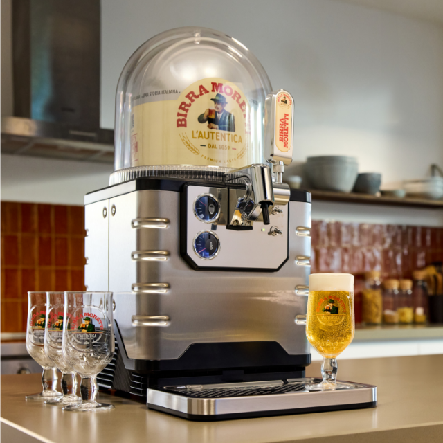 BLADE beer machine with Birra Moretti keg and a glass of poured beer.